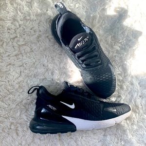 Nike AirMax 270